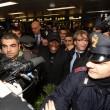 Clarence Seedorf arriva al Meazza e siede accanto a Galliani 04