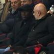 Clarence Seedorf arriva al Meazza e siede accanto a Galliani 01