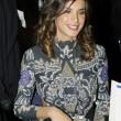 Elisabetta Canalis, gonna bianca e corpetto multicolor al party benefico02