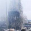 ex torre universitaria da 16 metri demolita in un attimo05
