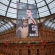 Greenpeace contro vestiti tossici attivisti appesi in Galleria a Milano13
