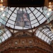 Greenpeace contro vestiti tossici attivisti appesi in Galleria a Milano'02