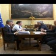 Renzi, scontro con Grillo: Esci dal blog. Tu rappresenti le banche02