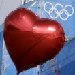 San Valentino a Sochi il cuore rosso con i 5 cerchi olimpici04