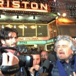 Sanremo: Beppe Grillo, monologo al bar poi lascia l'Ariston03