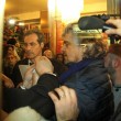 Sanremo: Beppe Grillo, monologo al bar poi lascia l'Ariston09