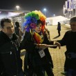 Sochi, Vladimir Luxuria fermata a ingresso stadio con Iene Pio e Amedeo06