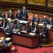 Matteo Renzi al Senato: il "film" della fiducia (FOTO)