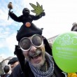 A Roma sflia la Marijuana March. Marco Pannella contestato (foto)5