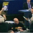 Napolitano alla Ue: "Stop austerità". Lega protesta, Europarlamento li fischia