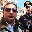 Francesco Schettino arriva al Giglio e sale sulla Costa Concordia03