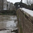 Roma, allarme Tevere rientrato, ma fiume ancora sotto osservazione (foto) 6
