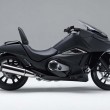 Honda-NM4-Vultus-3