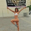 Mariana Diarco, la playmate ex di Schelotto nuda in piazza a Buenos Aires05