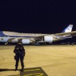 Obama arriva a Roma da Fiumicino corteo super blindato per Villa Taverna10