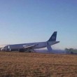 Aereo finisce fuori pista a Philadelhia05