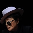 Yoko Ono, 81 anni e non sentirli06