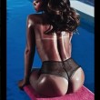 Rihanna posta foto hot su Instagram 02