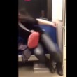 La donna posseduta parte all'attacco del vicino (YouTube)