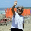 Beppe Grillo in corona di spine4