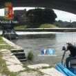 Roma, barcone di turisti alla deriva sul Tevere01