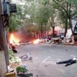 Cina, bombe a mano sulla folla al mercato: oltre 30 morti nello Xinjiang (foto)