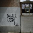 "Daniele De Santis libero" e "Ciro Boom": a Roma scritte pro "Gastone" e contro Esposito