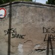 "Daniele De Santis libero" e "Ciro Boom": a Roma scritte pro "Gastone" e contro Esposito