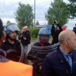 Piacenza, scontri a Ikea tra manifestanti e agenti04