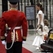 Pippa Middleton "ha il lato B finto": alle nozze di Kate era imbottito 07