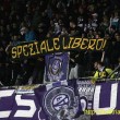 "Speziale libero" e "Ciro non mollare": striscioni nelle curve di mezza Europa