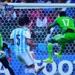 Nigeria, Onazi rompe il polso a Babatunde con una pallonata 2