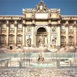 Fontana di Trevi, restauro innovativo un ponte attraverserà la vasca02