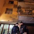 Napoli Chiara segregata in casa dalla madre, esce dall'ospedale03
