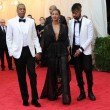 Beyoncé e Jay-Z, aria di divorzio. Tabloid Usa: "Lui l'ha tradita con Rihanna" 18