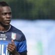 Mario Balotelli, album delle figurine Panini in cui c'è sempre lui09