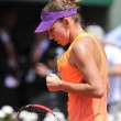 Simona Halep, la tennista rumena che si è ridotta il seno03