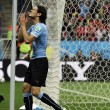 Uruguay-Inghilterra 2-1, le FOTO: i gol di Suarez e Rooney, lo stadio, i tifosi