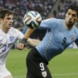 Uruguay-Inghilterra 2-1, le FOTO: i gol di Suarez e Rooney, lo stadio, i tifosi
