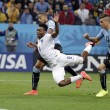 Uruguay-Inghilterra 2-1, le FOTO: i gol di Suarez e Rooney, lo stadio, i tifosi