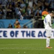 Uruguay-Inghilterra 2-1, le FOTO: i gol di Suarez e Rooney, lo stadio, i tifosi