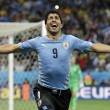 Uruguay-Inghilterra 2-1, le FOTO: i gol di Suarez e Rooney, lo stadio, i tifosi