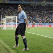 Uruguay-Inghilterra 2-1, le FOTO: i gol di Suarez e Rooney, lo stadio, i tifosi