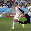 Uruguay-Inghilterra 2-1, le FOTO: i gol di Suarez e Rooney, lo stadio, i tifosi