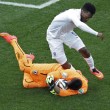 Uruguay-Inghilterra 2-1, le FOTO: i gol di Suarez e Rooney, lo stadio, i tifosi