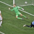 Uruguay-Inghilterra 2-1, le FOTO: i gol di Suarez e Rooney, lo stadio, i tifosi
