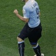 Uruguay-Inghilterra 2-1, le FOTO: i gol di Suarez e Rooney, lo stadio, i tifosi
