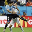 Uruguay-Inghilterra 2-1, le FOTO: i gol di Suarez e Rooney, lo stadio, i tifosi
