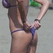 Federica Tosti, versione hot in spiaggia16