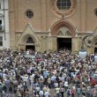 Giorgio Faletti, in migliaia ai funerali ad Asti14